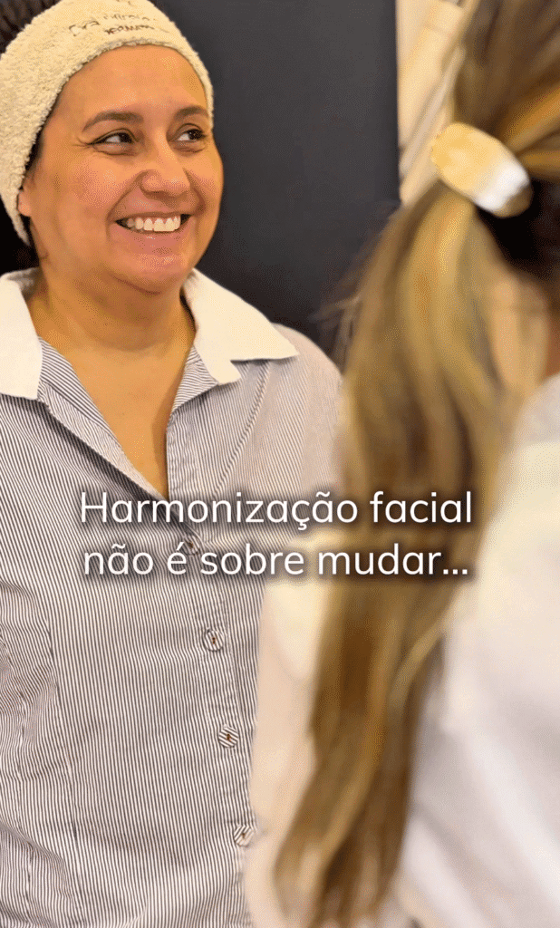 ✨ Harmonização Facial: mais sobre identidade, menos sobre transformação. Aqui, o objetivo não é mudar o seu rosto. É realçar o que você já tem de mais bonito, respeitando suas proporções, suas expressões e, principalmente, a sua identidade. Com técnica, equilíbrio e olhar artístico, trabalhamos cada detalhe para um resultado natural, elegante e sem excessos. Porque a beleza de verdade está em quem você é. 📍 Quer saber mais? Nossa equipe está à disposição para te orientar. #harmonizacaofacial #resultadonatural #identidadepreservada #dermatologiaestetica #belezaautentica #dramirelefadel #beautydiscovery #autoestimaelevada